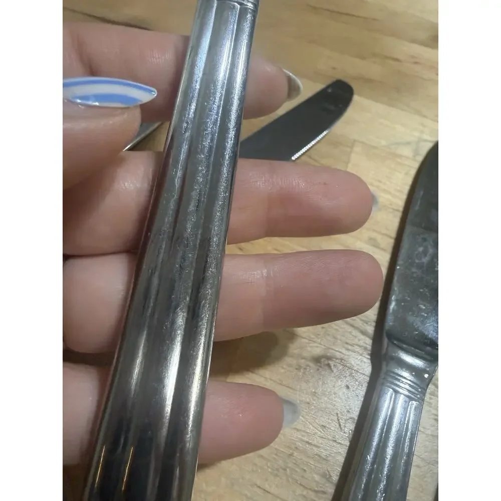 Wallace Centennial Dinner 8 Pieces 18/10 Stainless Steel Flatware